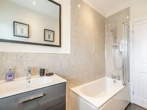 Oaklands View - Image 4