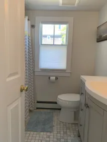 Charming Waterfront Cottage With Parking In Ptown Center - Image 3
