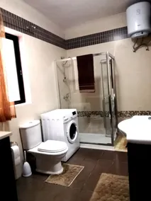 Geräumige 3 Minuten vom Strand entfernt. 1 Schlafzimmer Wohnung. - Image 4