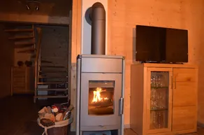 Chalet Waldromantik with sauna, Swedish stove, quiet location on the edge of the forest, lake and mountain view - Image 2