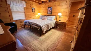 Naked Creek Cabin - Image 5