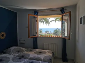 Apartment 4/6 people sea view - Image 3