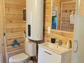 Chalet confortable 4 pers, nature et activités, proche Laval - Image 2