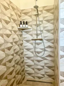A new built Villa at the heart of Vrboska on the island of Hvar. - Image 3