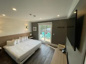 Coastal Suites  - Image 5