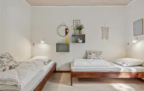 Stunning Home In Nexø With Wifi - Image 3