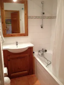 Luxury apartment in chalet on 3 vallees slopes - Image 3