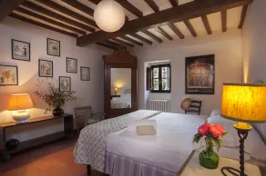 Loggia, app 3bd/2bt immersi nella Toscana - piscina condivisa,  child friendly! - Image 4