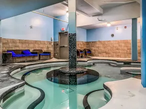 2 Bedroom Condo .Pool .Hot Tub .Gym .Spa - Image 2