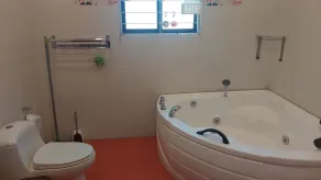 Luxurious 2-bedroom ground portion in heart of DHA - Image 3