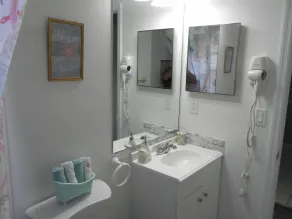Home of the sun/Family Home with Pool. Excellent neighborhood in central Florida - Image 3