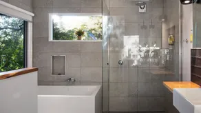 Storybook Cottage-surrounded by beautiful gardens - Image 3