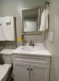 Patriot Point B, an inviting studio apartment - Image 5