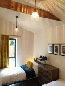 Beautiful and Spacious Cottage in Balsham, No Deposit - Image 4