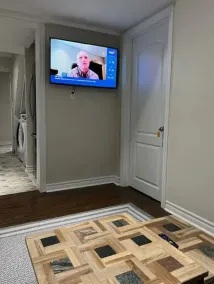 Finest BR Free Parking/Wifi TV Shared Suite - Image 3