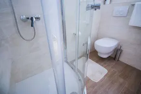 Holiday home Fully air-conditioned and modern - Image 4