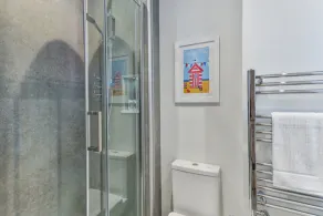 Apartment in the Heart of Filey, No Deposit - Image 5