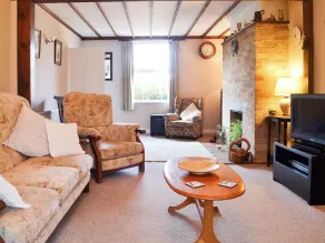 3 bedroom accommodation in Offord D&rsquo;Arcy, near Godmanchester - Image 2
