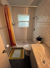 GREAT LOCATION! HIP EAST AUSTIN NEIGHBORHOOD! MINUTES FROM DOWNTOWN!!! - Image 4