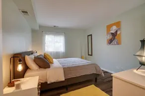 Just remodeled apartment close to airport and mall - Image 5