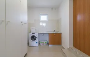 Two-Bedroom Holiday Home In Sukosan - Image 2