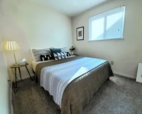 Lovely Single Story 4 bedroom Home Near Downtown Royal Oak! - Image 3