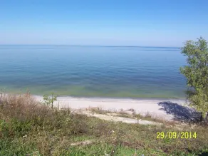 HIDDEN GEM - COZY 1 BEDROOM LAKEFRONT HOME/COTTAGE - Image 5