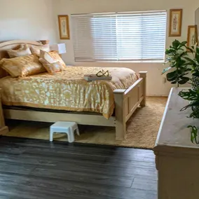 Beautiful private residence in quiet neighborhood. 5 mins. from SoFi Stadium - Image 4