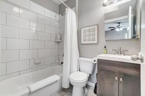 Oakley Square 2BR Condo-Walkable with Free Parking - Image 5