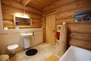 Kreischberg Lodge - Canadian Log Cabin with Mountain Views & Wellness Facilities - Image 5