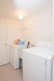 Fairmount Convenient + Rummelig 4Bed / 2Bath - 9 sovepladser - Image 2