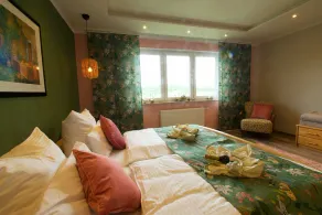 Ferienwohnung Maar-Idyll, ruhige, moderne Ferienwohnung mit Bewegungsfreiheit - Image 4