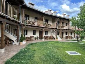 Apartments with swimming pool in the heart of the Jewish neighborhood of Hervás - Image 5