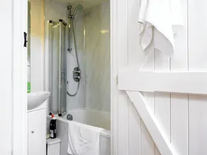 Alojamiento de 3 habitaciones en Kettlewell - Image 3