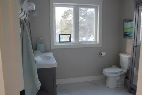 4-bedroom house in Stanhope - walk to the beach! - Image 5