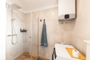 Olive Leaf Kastela - Second Floor Apartment - Image 4