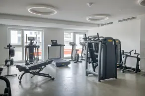 Fantastic Donaustadt 2BR w/ Elevator & Pool, nr Metro, by Blueground - Image 2