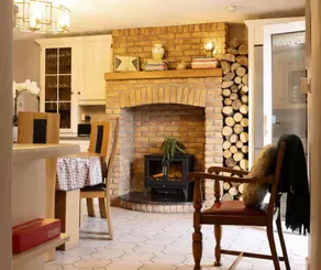 Country House, Cottage and Event Barns - Image 2
