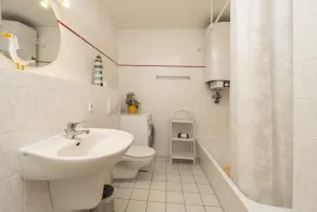 Beautiful vacation apartment in a quiet location near the nature reserve - Image 4