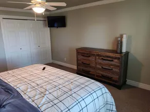 Beautiful Lake Ida home ready for multi-family indoor & outdoor fun! - Image 5
