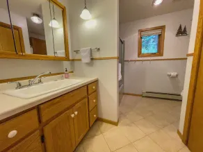 Stone Arch- Entire Large Home on Unique Lake Superior Shoreline - Image 3