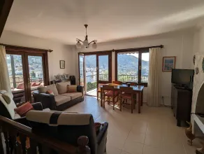 Spacious 5 Bedroom Villa with Private Pool - Image 3
