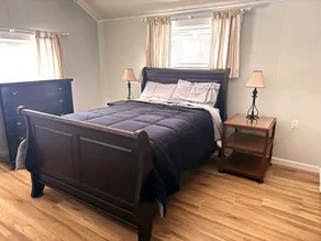 4 Bedroom Water Front Home on Exclusive Cleverdale - Image 5