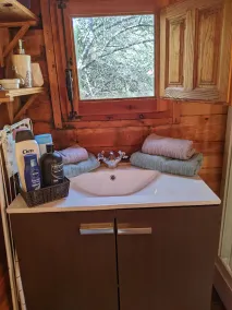 \"The Luv Shack\" privat træhytte med boblebad - Image 2