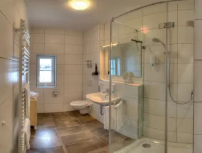 Quiet vacation apartment near Memmingen with bicycle garage - Image 3