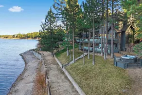 Only 38 Steps to the Lake! Newly Remodeled! Stunning Views! PET FRIENDLY! Chef's Kitchen! Outdoor HOT TUB! - Image 5