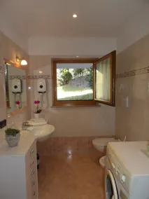 Luxury apartment \"Ciasa Gran Panorama\" with a view of the Fassa Valley - Image 5