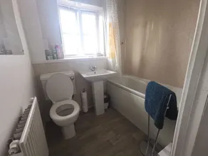 Large Family Home with off-road parking - Image 3