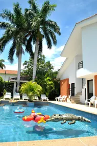 Deluxe villa with private pool ideal for family and friends - Image 5