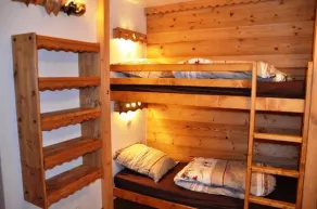 Luxury, comfortable and ideally located along slope - Image 5